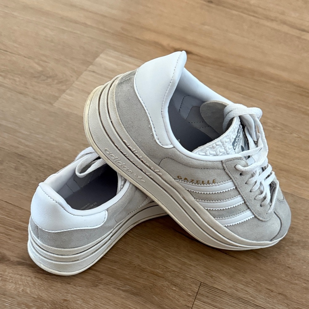 Adidas Gazelle Women's White and Gray platform Sneakers
